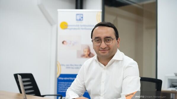 Директор Фонда здоровья детей Армении Армен Мартиросян © Sputnik/Aram Nersesyan