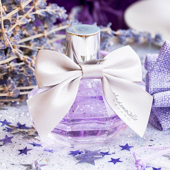 Женский аромат Azzaro Mademoiselle L Eau Tres Belle