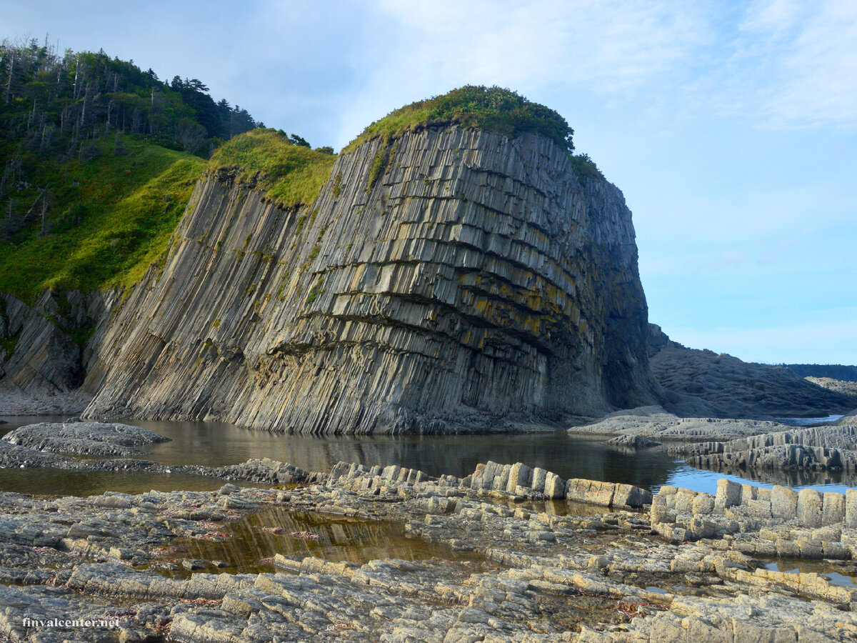 Кунашир. Мыс Столбчатый.
