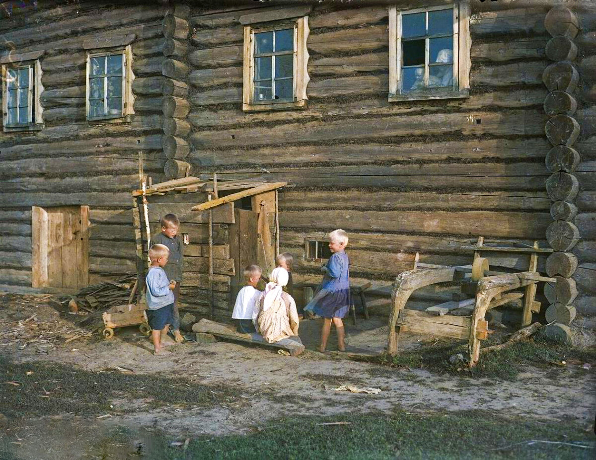 Жизнь и быт на севере страны в первой половине ХХ века. Исторические  фотографии Олонецкого уезда Карелии в цвете | BSP | Дзен