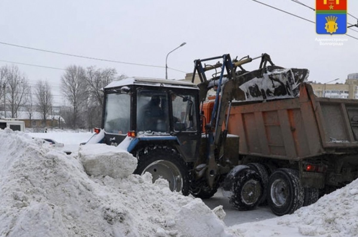    Из Волгограда вывезли больше 3,5 тысяч кубометров снега