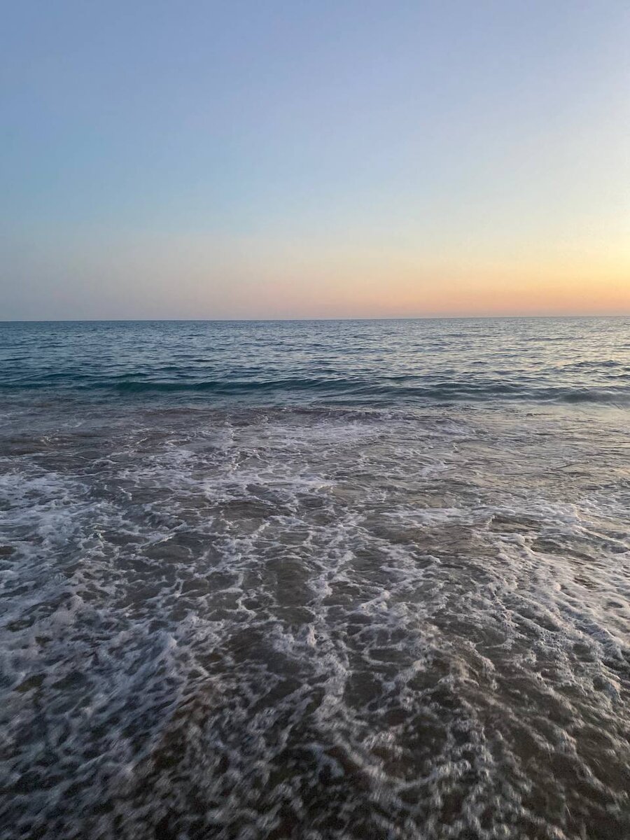 Самый очевидный плюс, который я не указала в статье - безлимитное море!