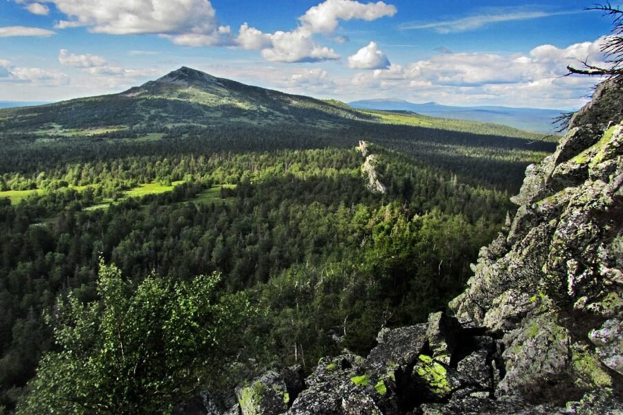 Средний Басег гора