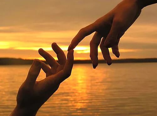 В моем бывшем муже я нашла преданного друга. Он помог и поддержал, когда мне это было необходимо. Но тогда я не оценила Александра по достоинству.