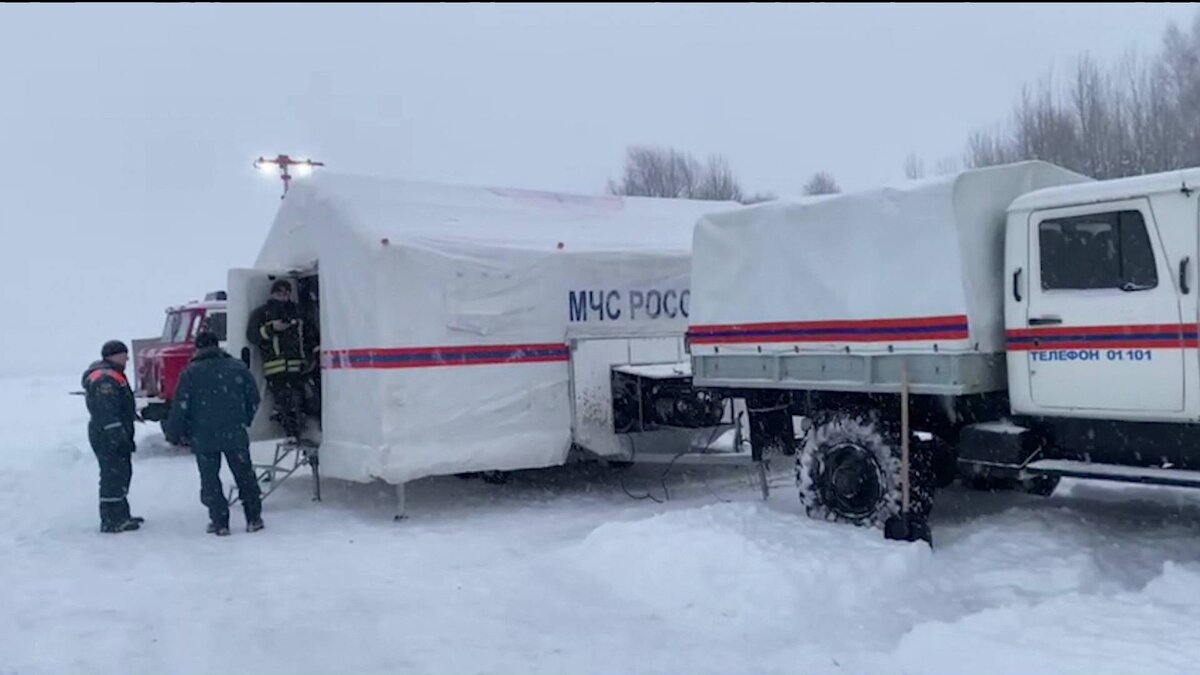    На трассах в Башкирии МЧС развернуло три мобильных пункта обогрева для водителей