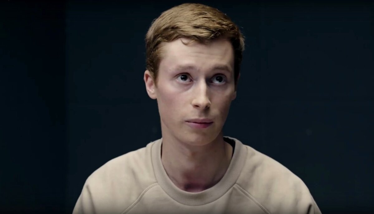 ФОТО: СКРИНШОТ ФИЛЬМА "ЖЕНСКАЯ ВЕРСИЯ. ЗНАК СОВЫ"