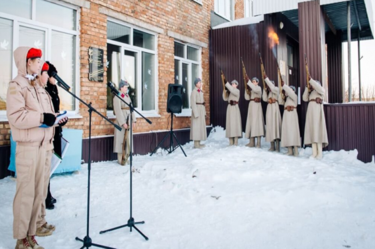    17 Героям Советского Союза в Татарстане установили мемориальные доски