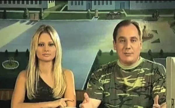 Дана Борисова и Александр Ильин. сначала "Армейский магазин", несмотря на критику, был популярен, а потом зрители утратили интерес к проекту.