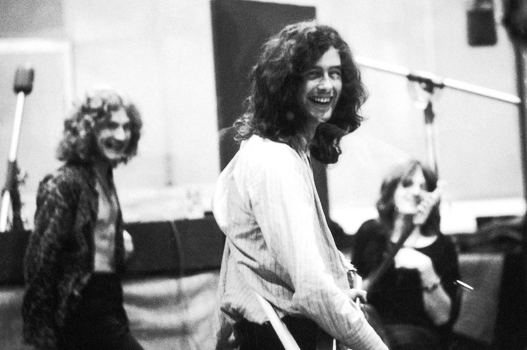 Плагиат, клише, песни ни о чём. 55 лет могучему дебютному альбому Led ...