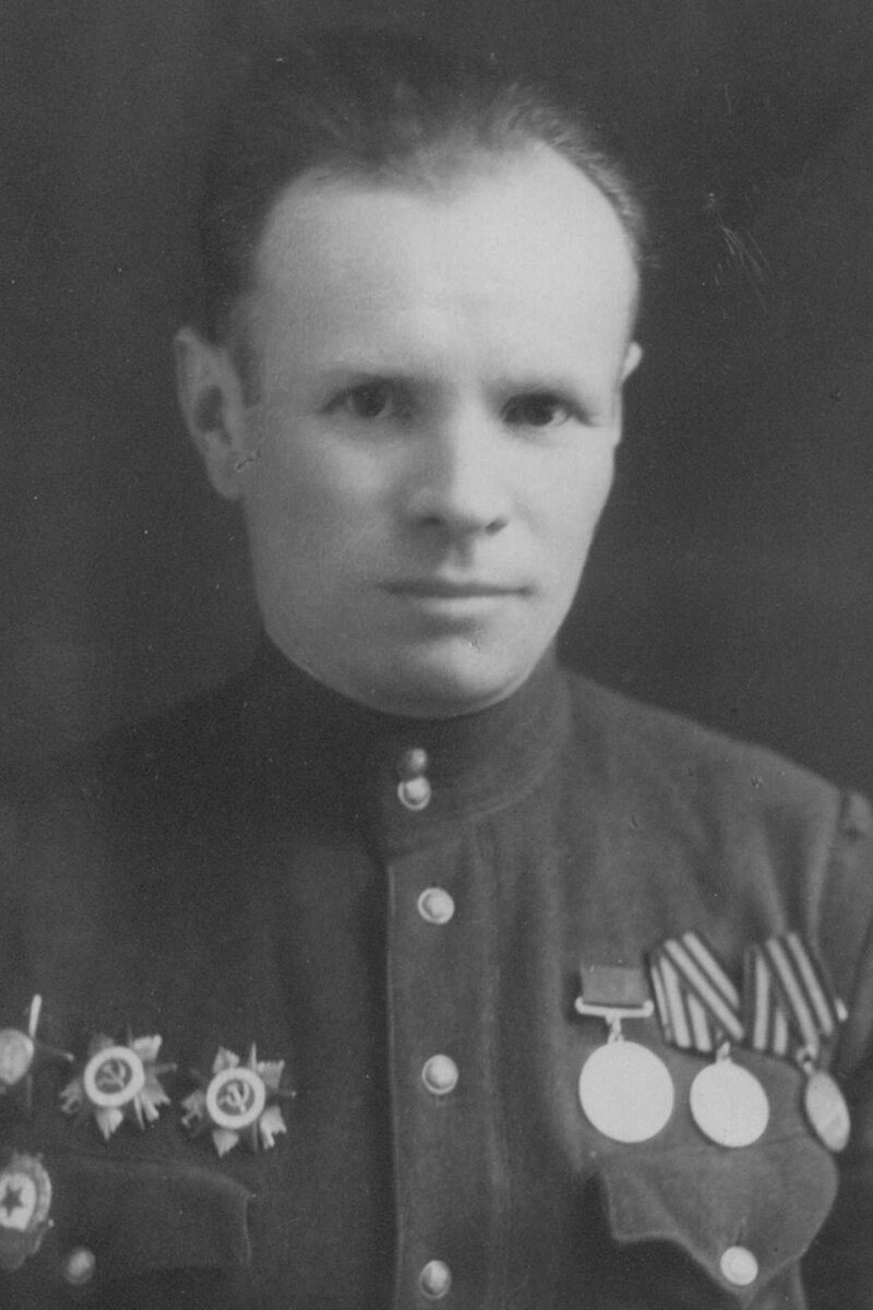 Алексей Борисов
