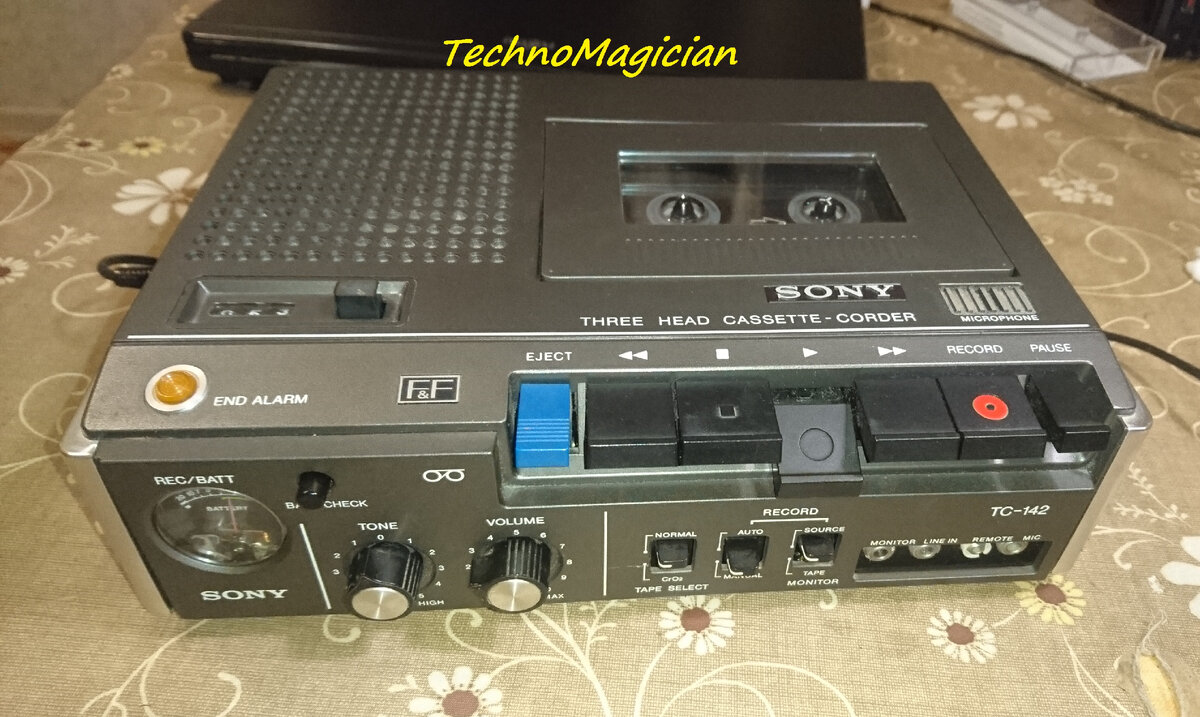 Sony TC-142