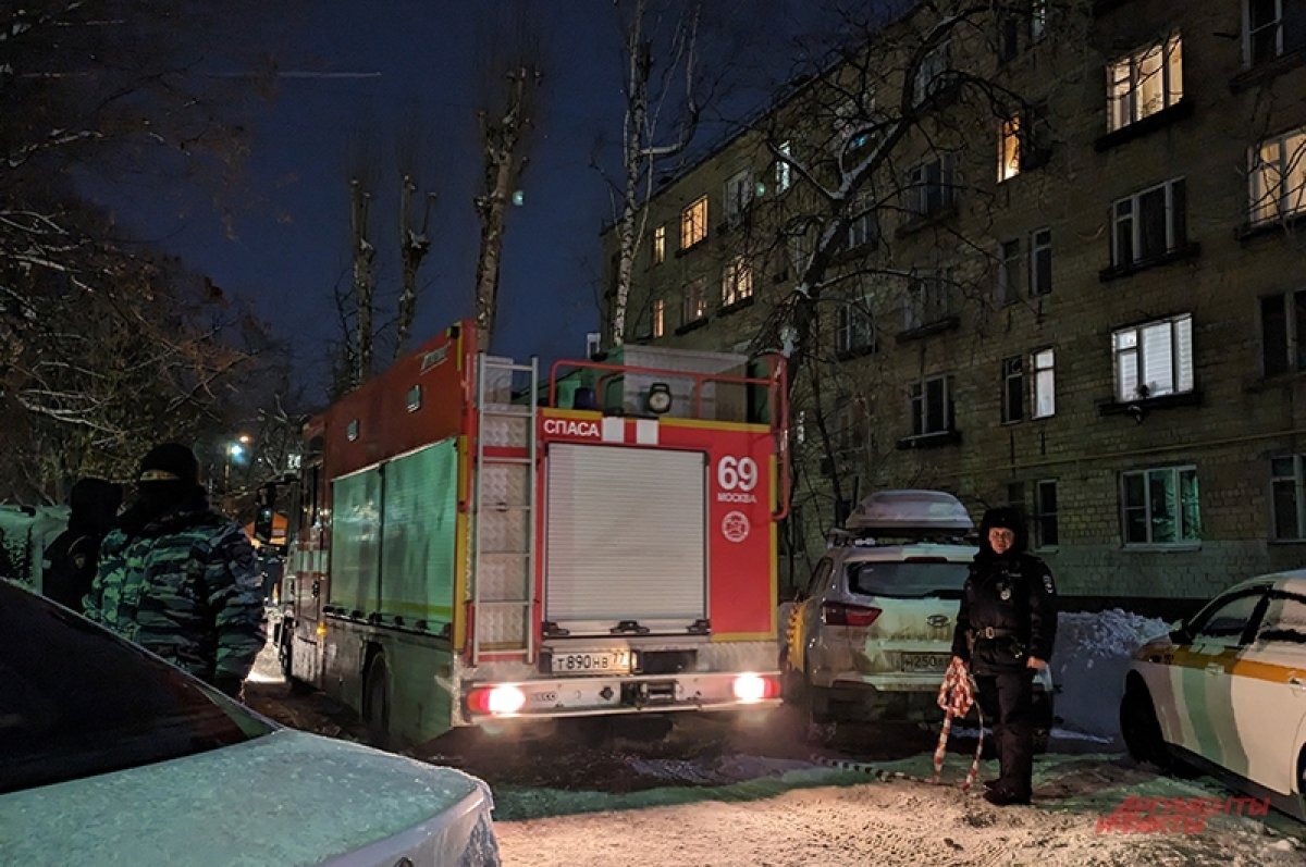 Дети кричали из огня. В страшном пожаре в Москве погибла целая семья |  Аргументы и факты – aif.ru | Дзен