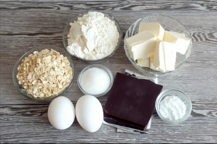 Подготовьте необходимые ингредиенты.