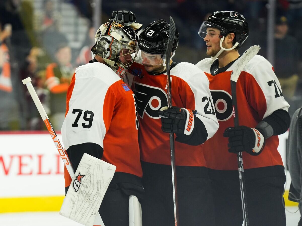 Carter Hart С…РѕРєРєРµР№