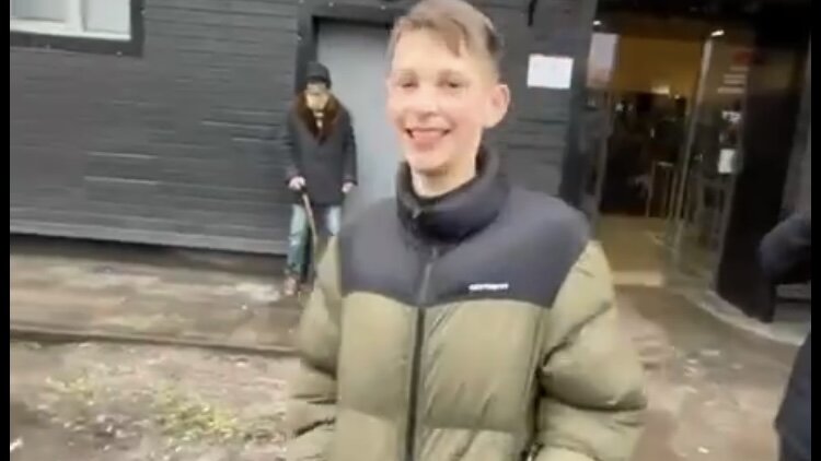 Скриншот видео