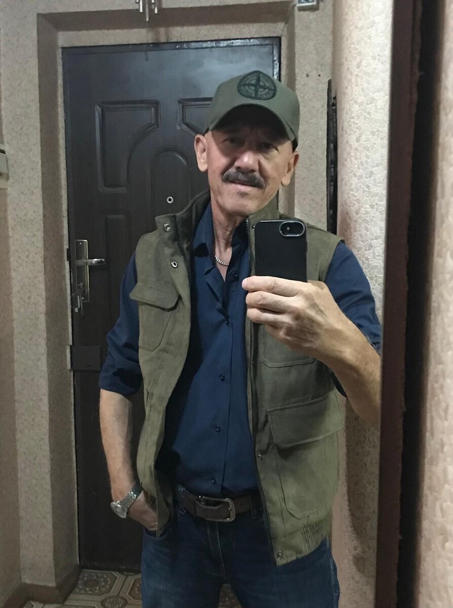 Автор Руслан Бабаев
