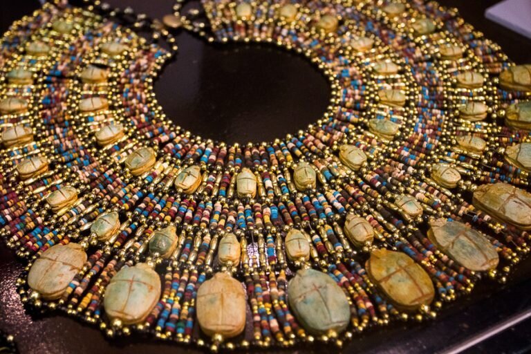 Египетское ожерелье-амулет