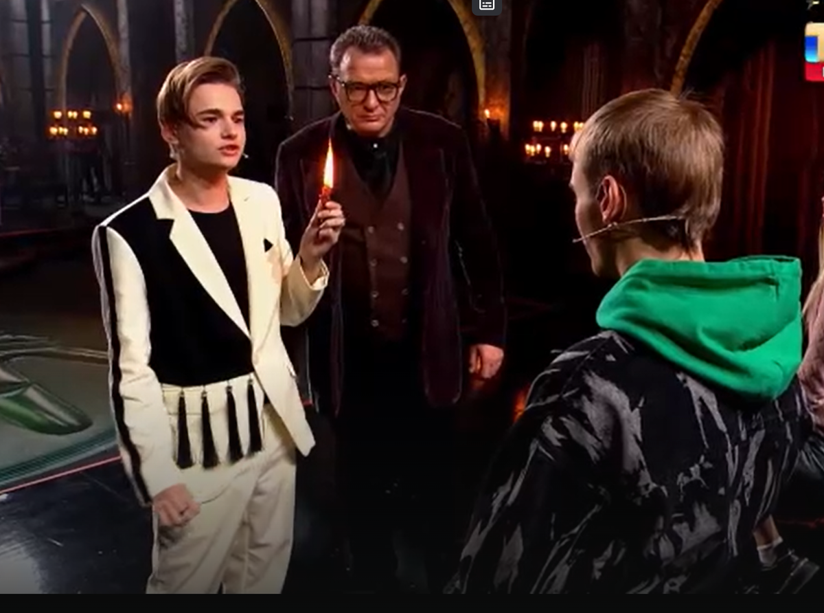 Что такое битва экстрасенсов. Битва экстрасенсов 19 сезон 1 серия. Руденко битва экстрасенсов. Сафронов битва экстрасенсов. Аида грифаль.