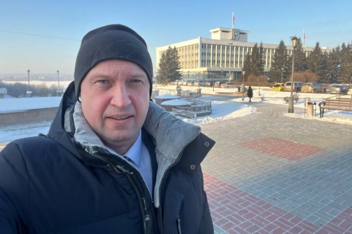    Мэр Стрежевого Дениченко рассказал об опыте работы журналистом