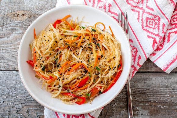     Оранжевое настроение: 10 салатов из моркови