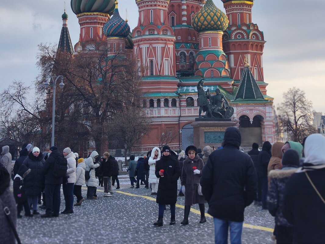 Депутат считает, что дополнительный новогодний выходной будет лишним.  Фото: ФедералПресс / Ксения Кобалия