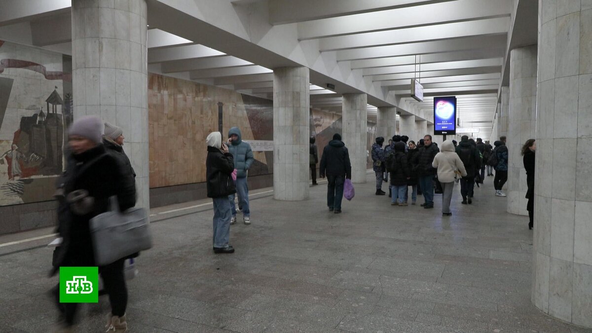 На станции московского метро «Нагатинская» родилась девочка | НТВ: лучшее |  Дзен