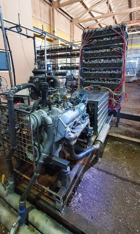 Майнинг ферма на 50 ASIC-майнеров, работающая от газогенератора.