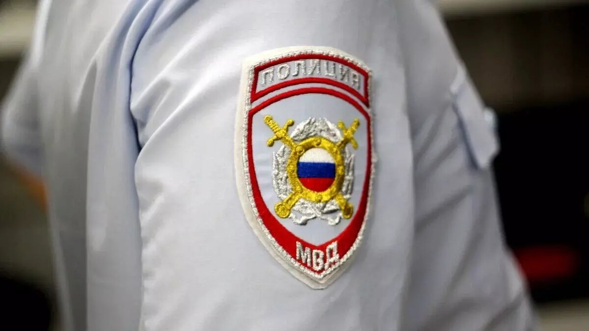    Глава министерства внутренних дел Татарстана Артем Хохорин в скором времени уйдет в отставку и займется подготовкой к Играм БРИКС. На его место как можно скорее постараются посадить нового руководителя. О том, кто претендует на это место, стало известно «Бизнес Онлайн».