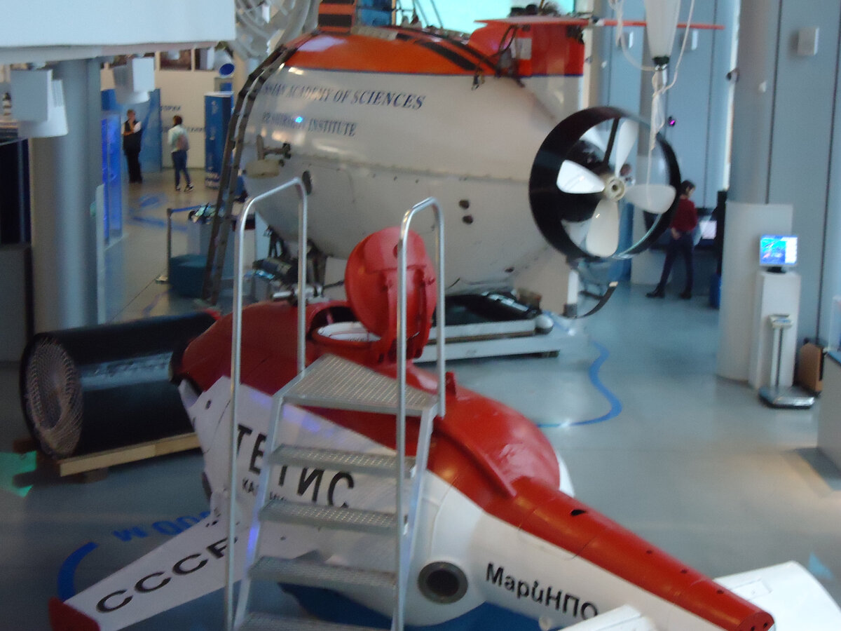 Глубоководный аппарат "Тетис". Музей мирового океана. Из архива автора.