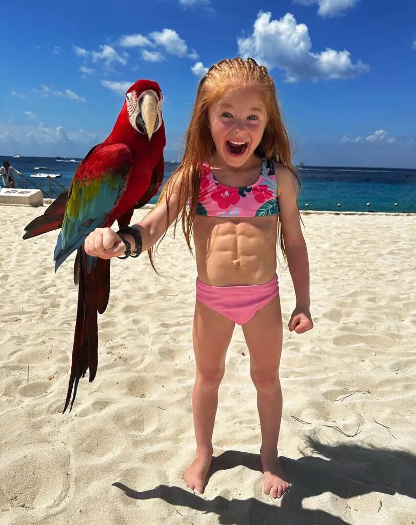 @kynlee_the_great/ CATERS NEWS