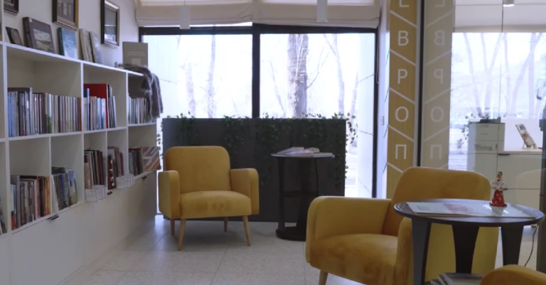    В 2023 году в Оренбуржье обновили шесть библиотек Кристина Просвиркина