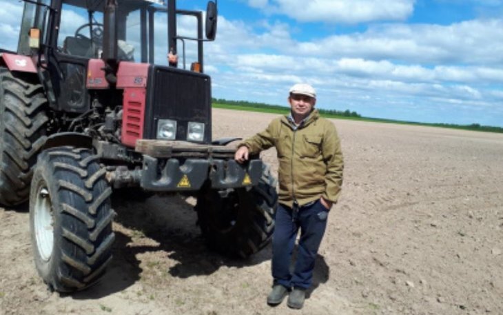    В картофельном деле фермера грантовые средства стали серьезным подспорьем