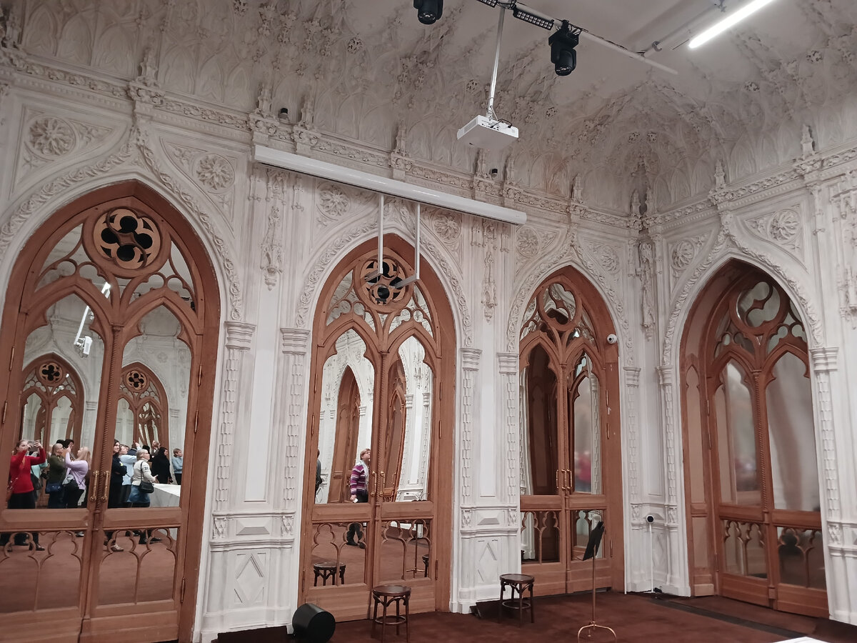 Готический зал особняка