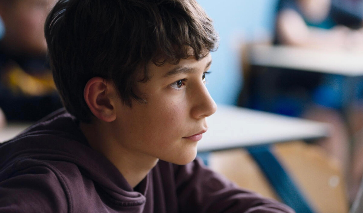 Кадр из фильма "Близко"