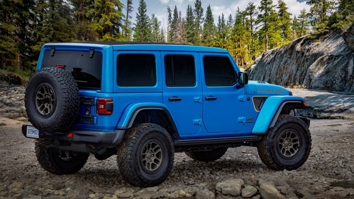 Jeep Wrangler Rubicon. Изображение: Stellantis  📷
