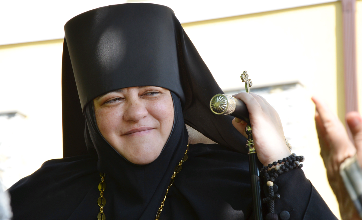 Чугунок серафима саровского на голову. Отец феодорит сеньчуков. Высказывания православных священников. Можно ли священнику работать. Можно ли священнику работать.