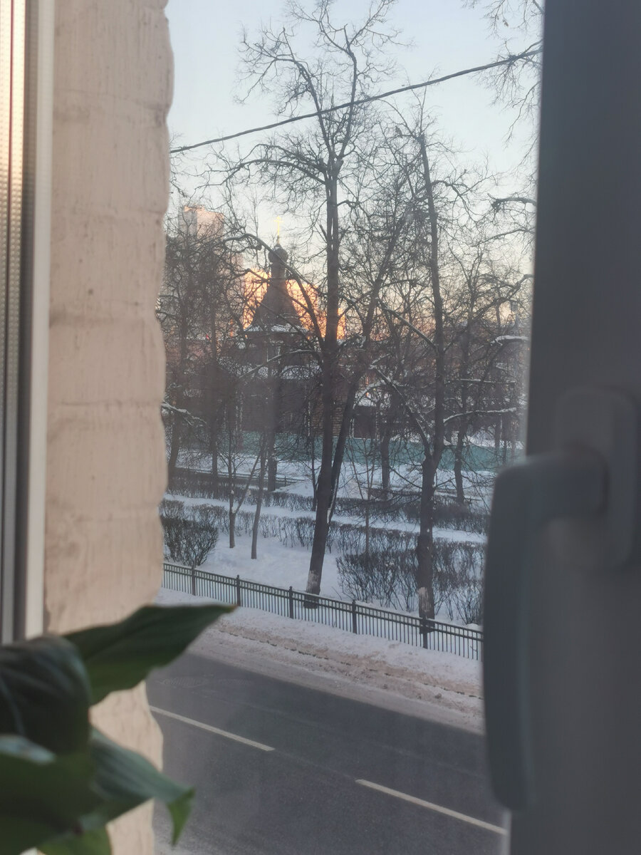 Вид из окна спальни