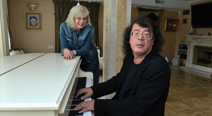 Игорь Корнелюк за многое благодарен жене