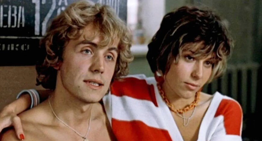 Я не люблю этот фильм. Смотрела еще в 1989 году, и с тех пор у меня не возникало желания увидеть его снова. В этом фильме нет абсолютно ничего, что можно было бы «понимать» или ценить.