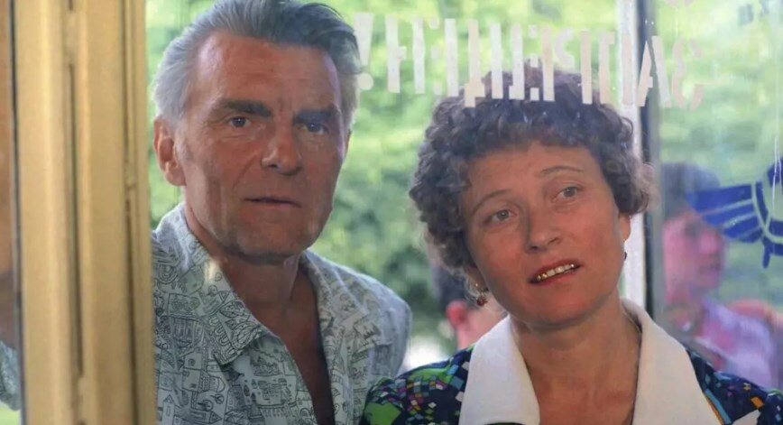 Я не люблю этот фильм. Смотрела еще в 1989 году, и с тех пор у меня не возникало желания увидеть его снова. В этом фильме нет абсолютно ничего, что можно было бы «понимать» или ценить.-4