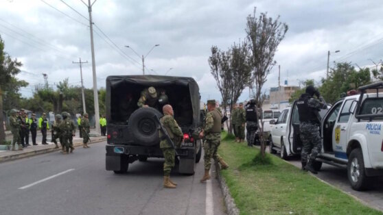    В Эквадоре власти захватили двух главарей банды, объявленой террористами Богдан Герцен