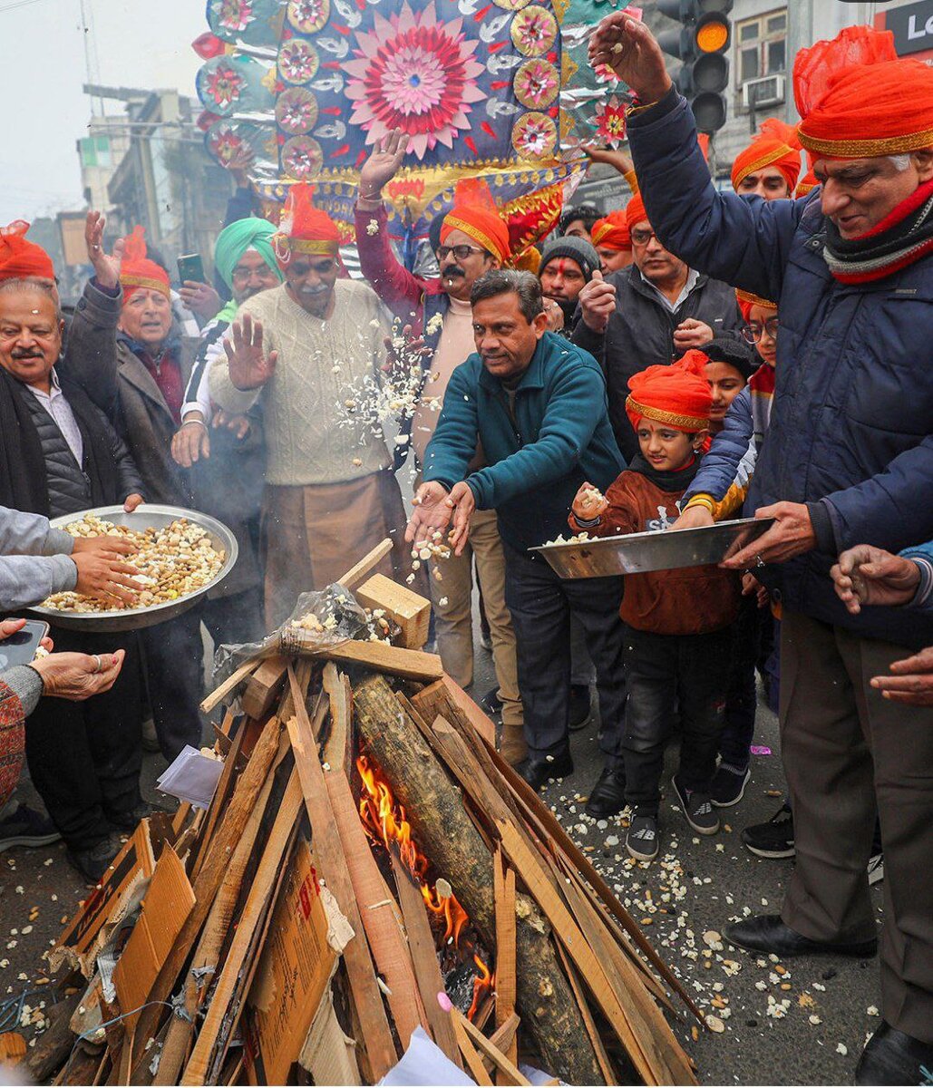 Празднование Лори в Пенджабе в 2024 году. Фото: hindustantimes.com