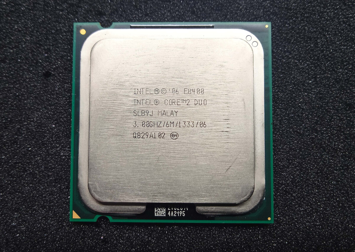 Год 2008. Intel Core 2 Duo E8400 - лучший процессор для бюджетного игрового  ПК. | PRO Ретро Железо | Дзен