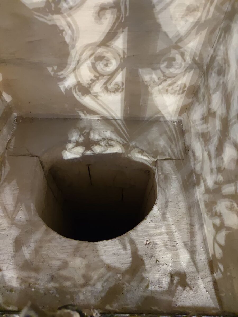 Та самая дыра, которую я приняла за воздуховод