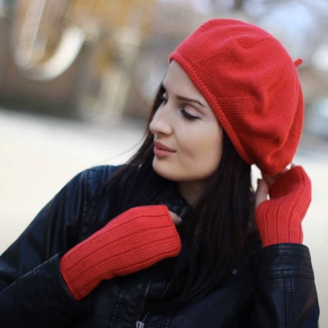 Берет спицами – 31 модель для женщин с описанием вязания