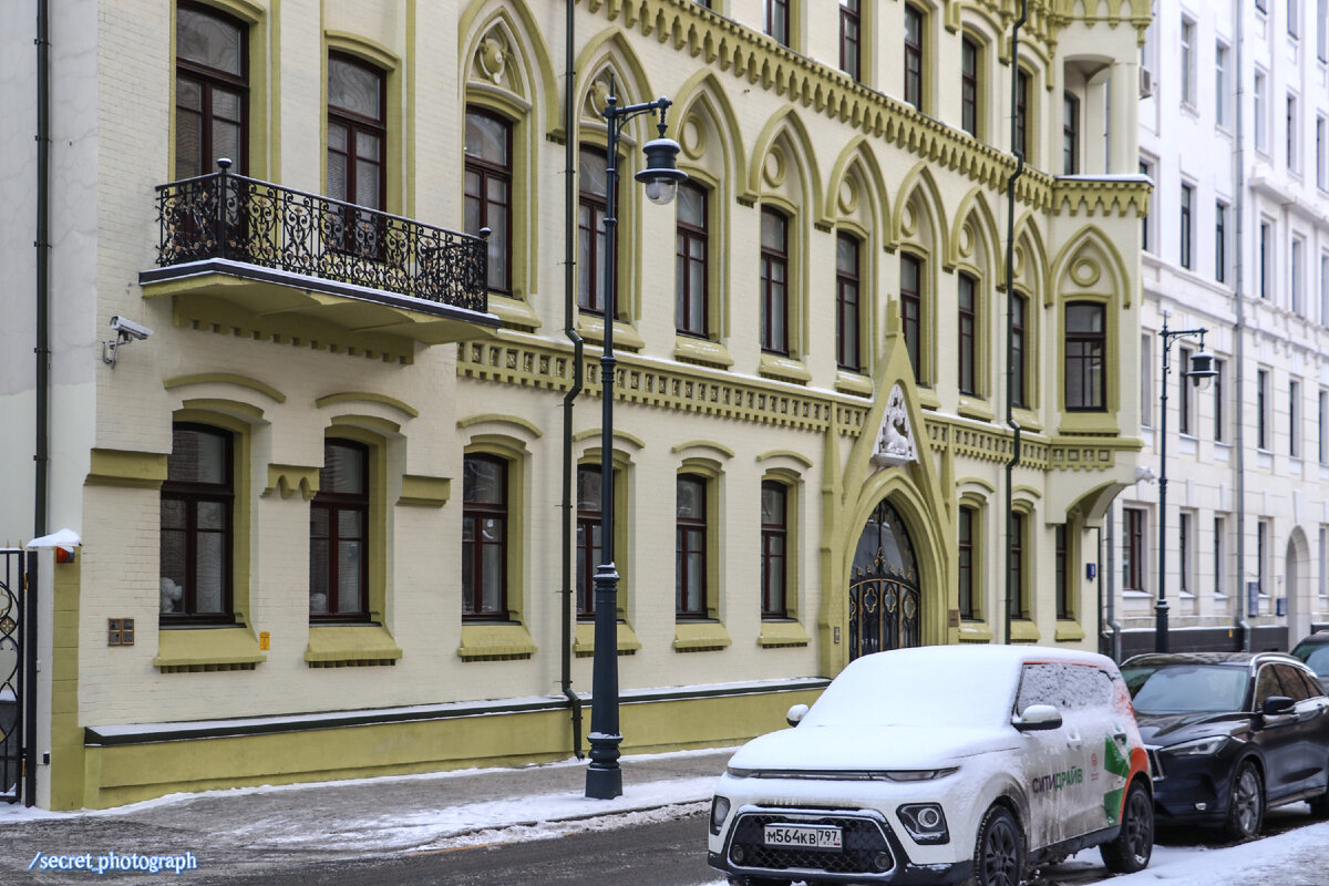 Готический доходный дом Константина Лазарева, или Где в Москве водятся  единороги | Тайный фотограф Москвы | Дзен