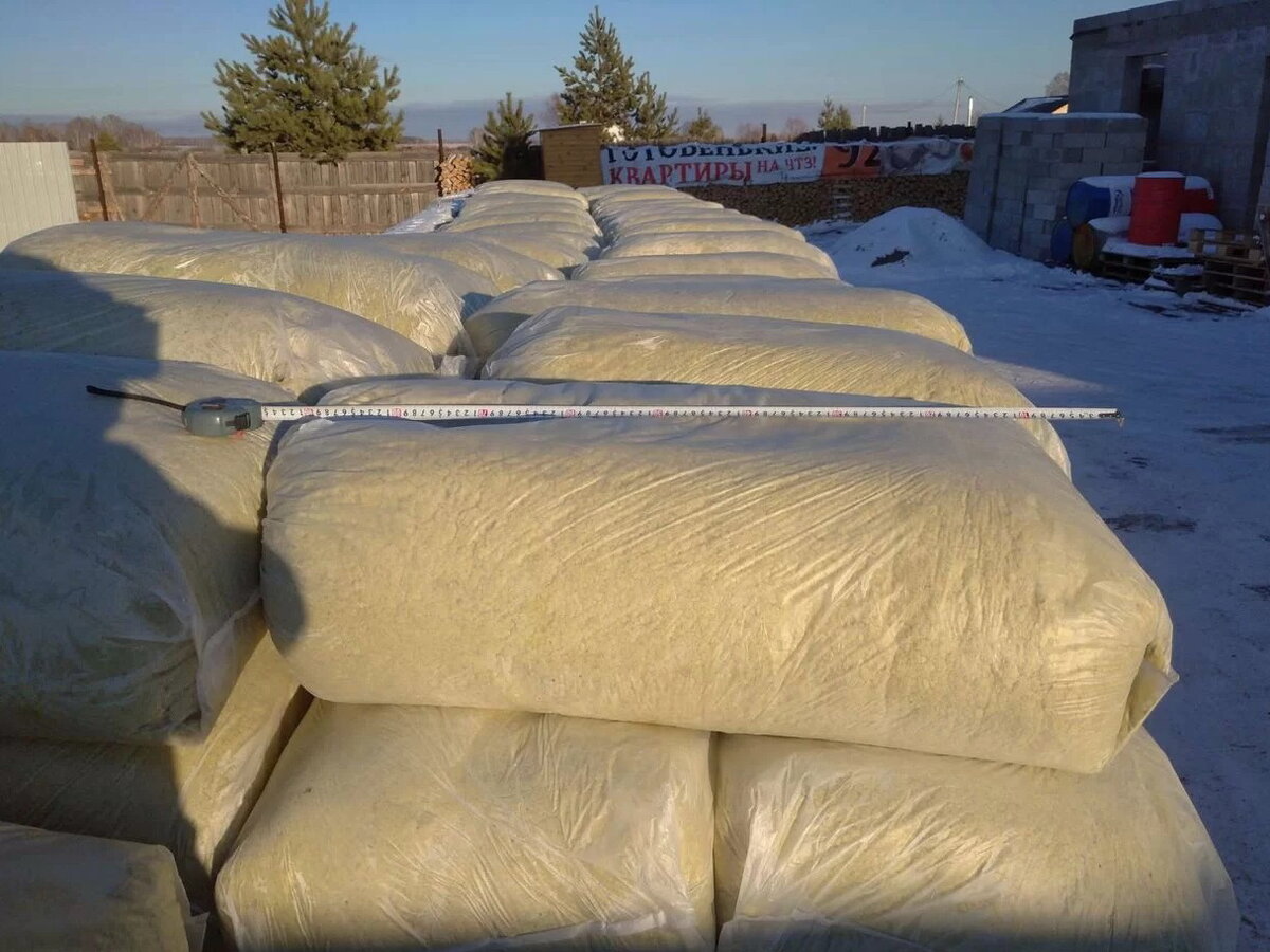 Значок телефона и почты. Специалист технической поддержки. Свяжемся с вами в течении. Консультация специалиста. Спасибо мы с вами свяжемся в ближайшее время.