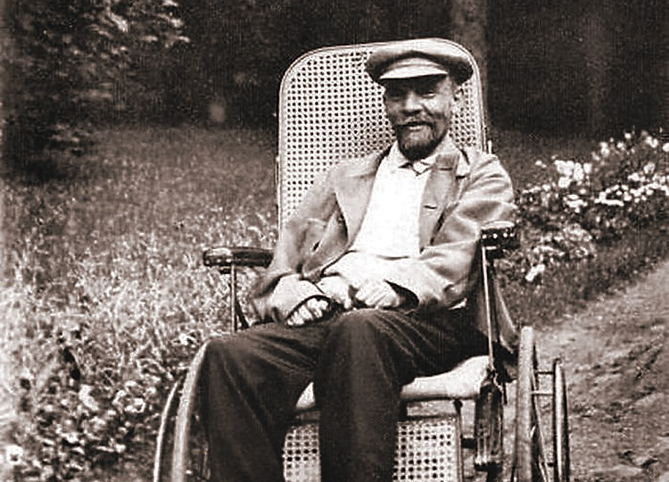 100 лет как не стало Ленина