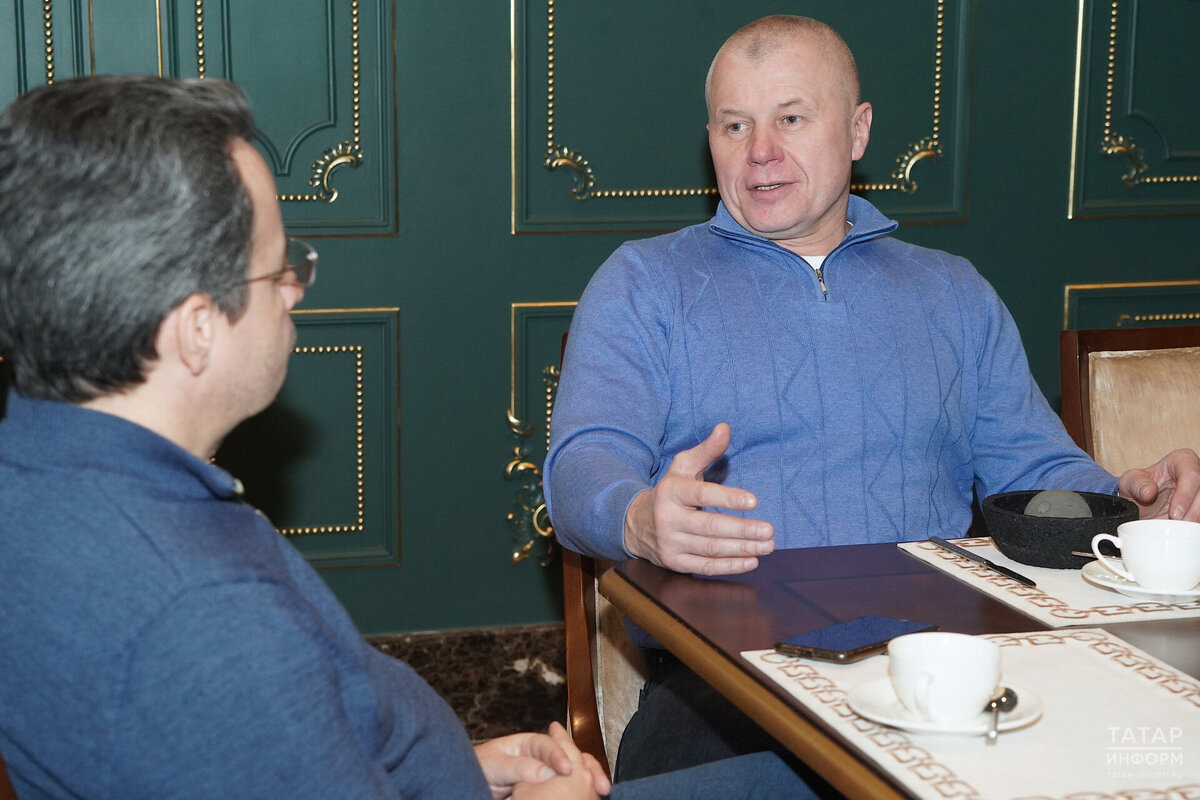 Олег Новицкий: «Первый полет – как первый прыжок с парашютом: ты ничего не понимаешь, но уверен в технике и выполняешь свою работу». Фото: © Абдул Фархан / «Татар-информ»