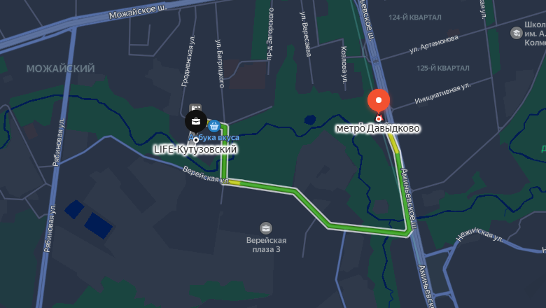 Неподалеку от ЖК "LIFE-Кутузовский" располагается метро «Давыдково»